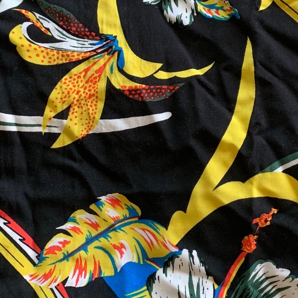 Urban Outfitters Hawaiian Shirt - Picture 3 of 6